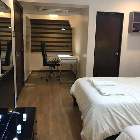 Long Term Condominium Stay In Ortigas Center Pasig City Extérieur photo
